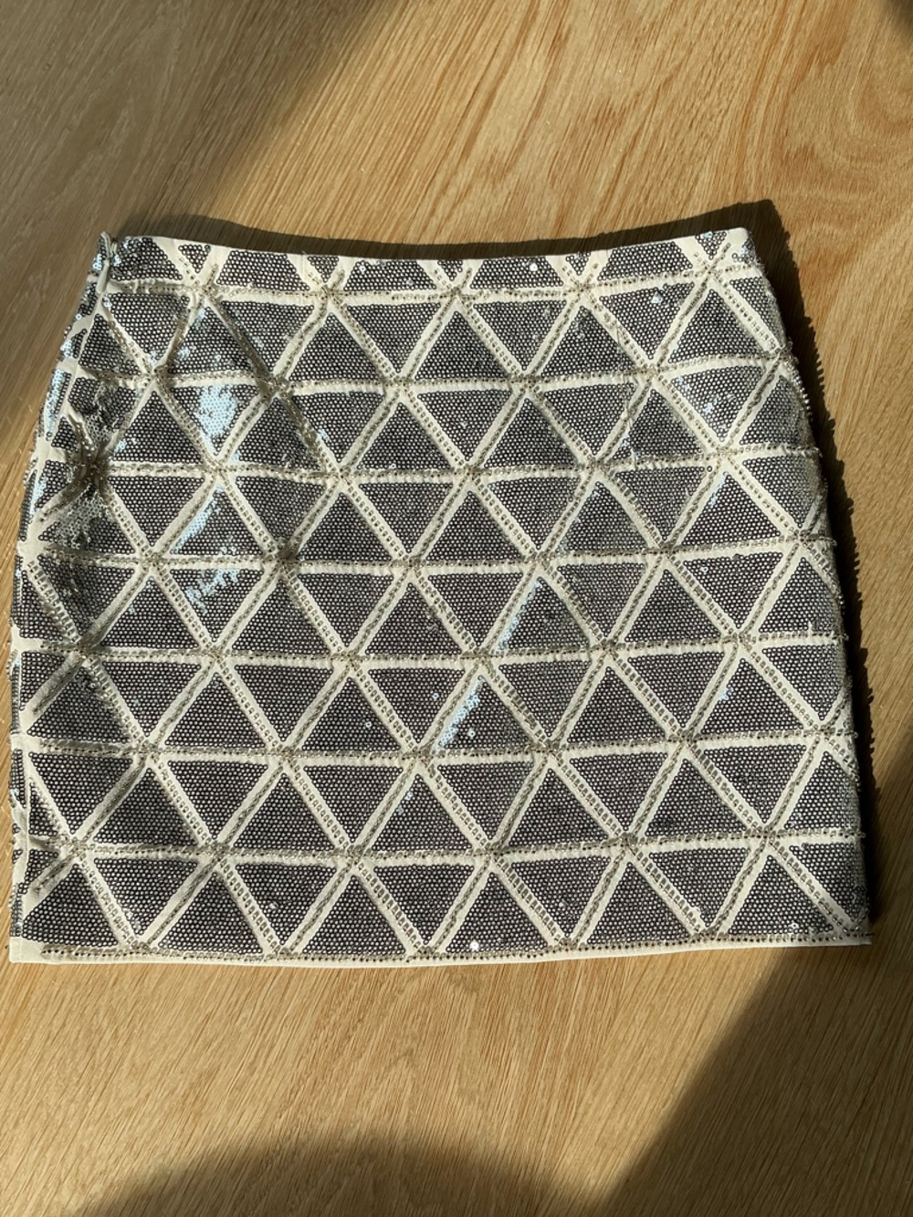 H&M Stunning Silver Sequin & Beaded Lined Geometric Mini Skirt Women’s Size 2